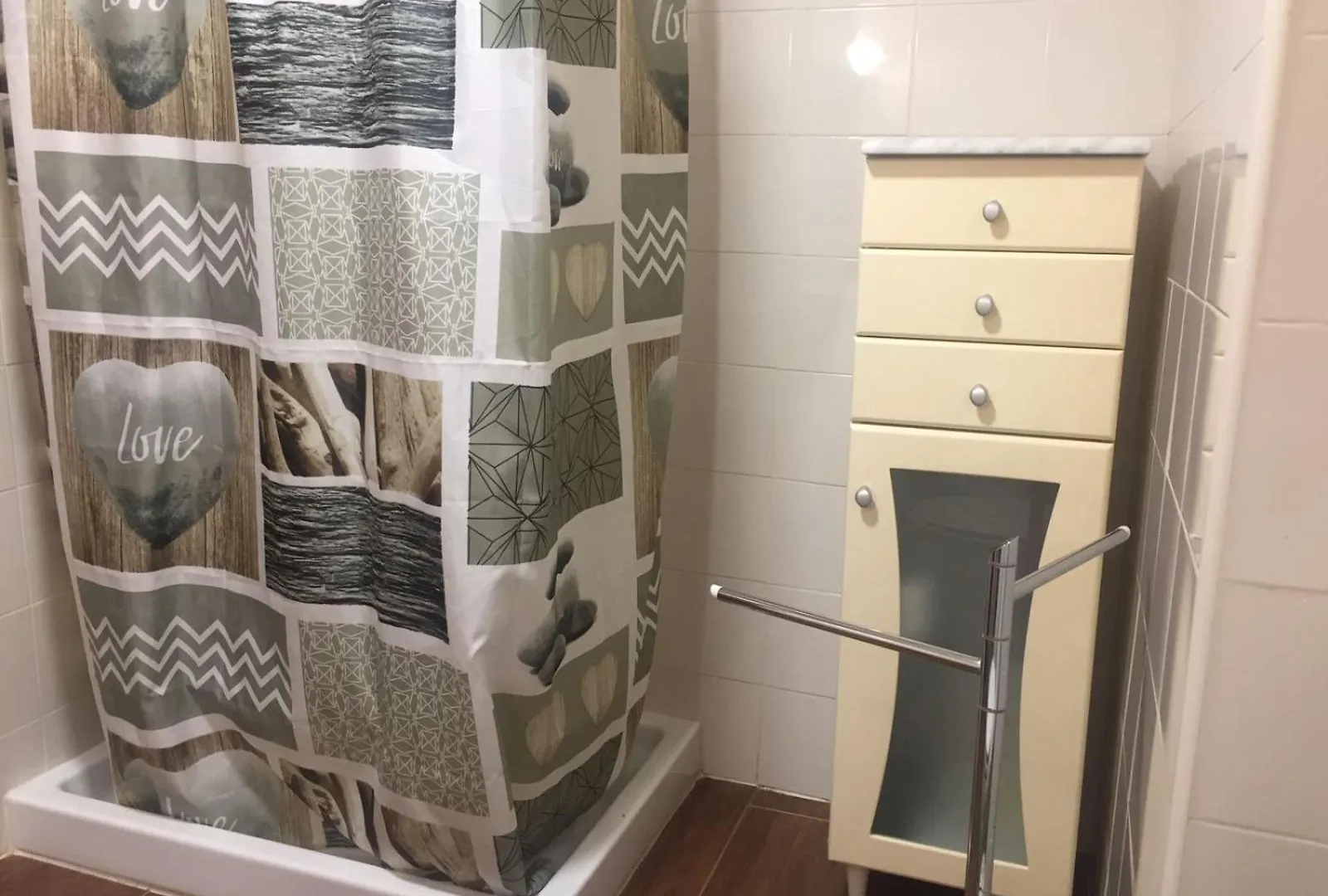 Apartamento En El Centro De Torremolinos Spain